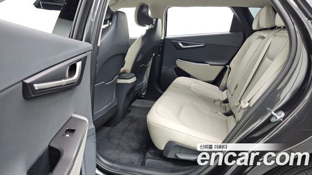 Kia EV6 2022 — photo 18