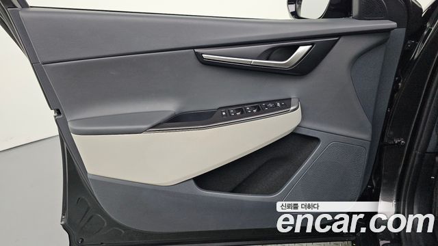 Kia EV6 2022 — photo 14