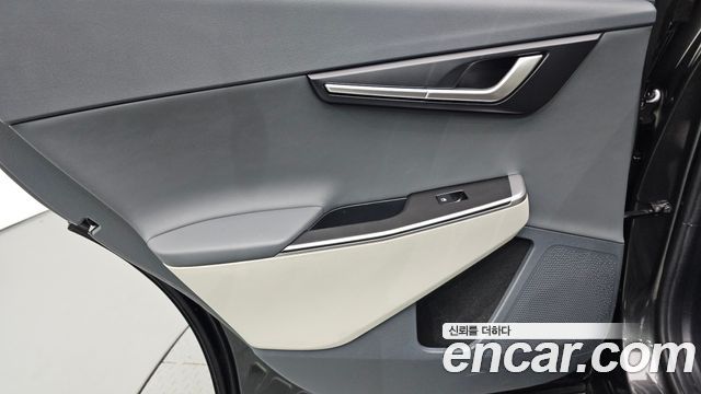 Kia EV6 2022 — photo 15