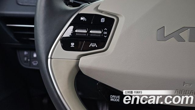 Kia EV6 2022 — photo 27