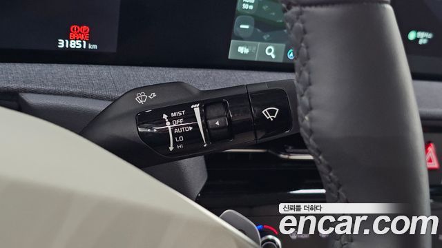 Kia EV6 2022 — photo 29