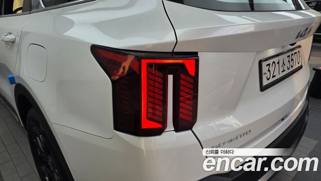 Kia Sorento 2024 — photo 9