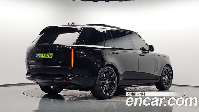 Land Rover Range Rover 2024 — photo 2