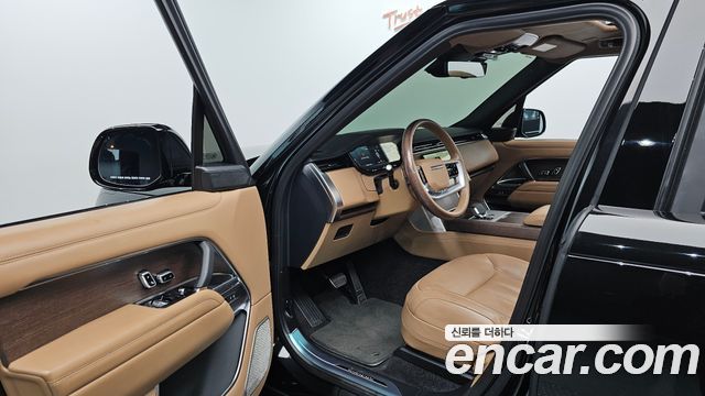 Land Rover Range Rover 2024 — photo 13