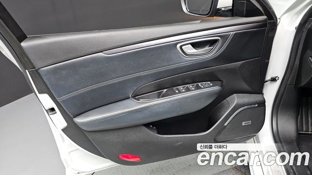 Renault Korea SM6 2016 — photo 14
