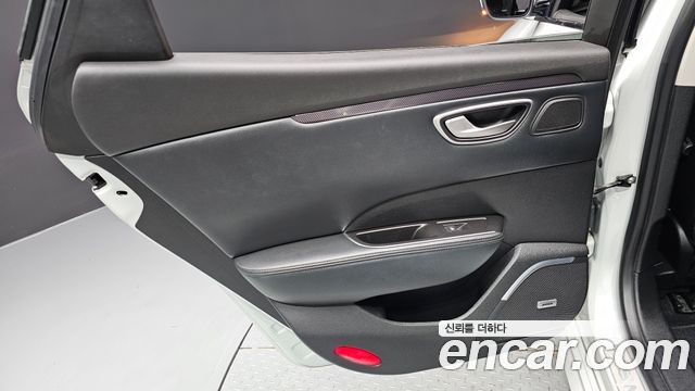 Renault Korea SM6 2016 — photo 15