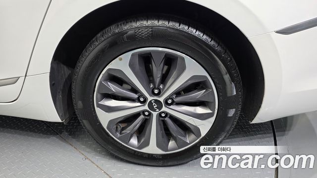 Kia K8 2022 — photo 7