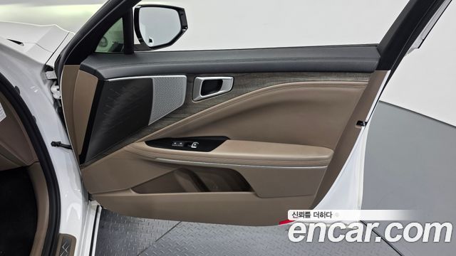 Kia K8 2022 — photo 15