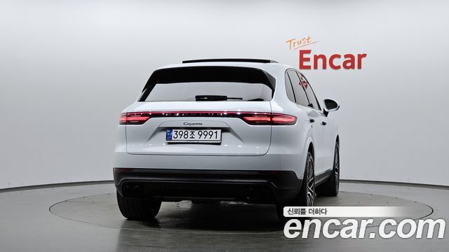 Porsche Cayenne 2021 — photo 4