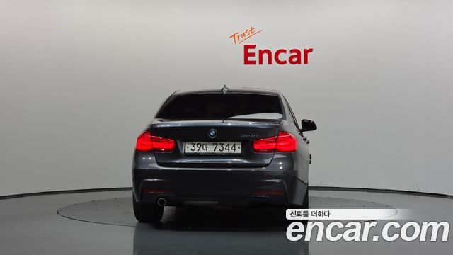 BMW 3-Series 2018 — photo 4
