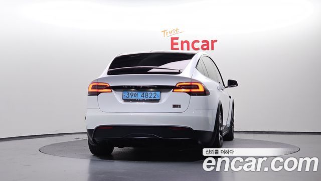 Tesla Model X 2023 — photo 4