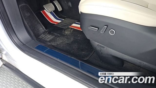 Tesla Model X 2023 — photo 22