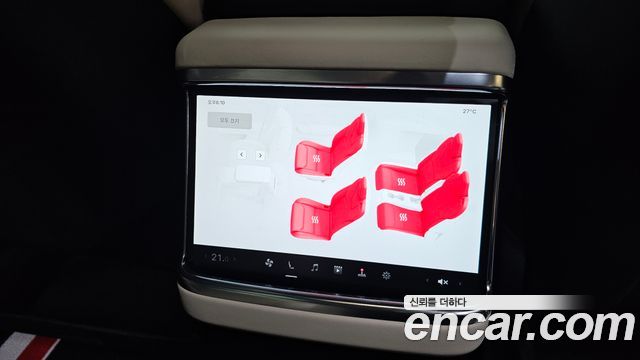 Tesla Model X 2023 — photo 31