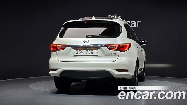 Infiniti QX60 2017 — photo 4