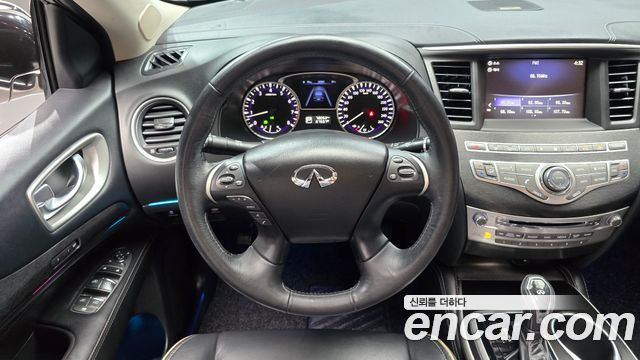 Infiniti QX60 2017 — photo 19