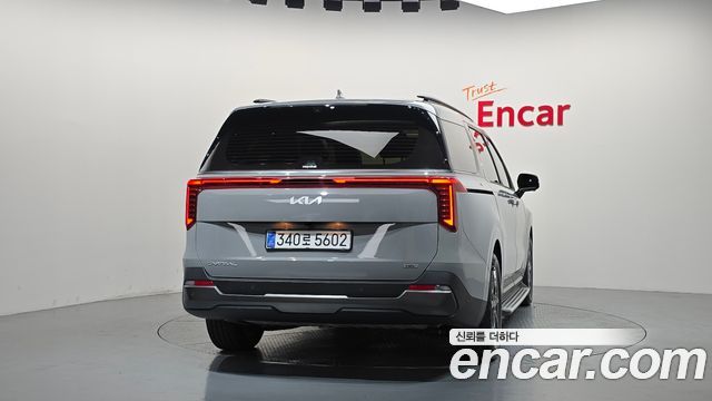 Kia Canival 2025 — photo 4