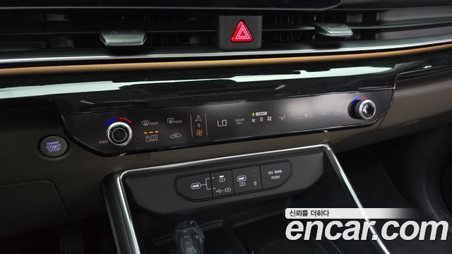 Kia Canival 2025 — photo 33