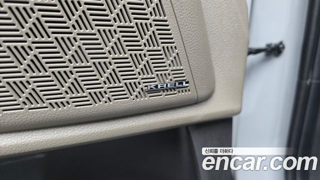 Kia Canival 2025 — photo 35
