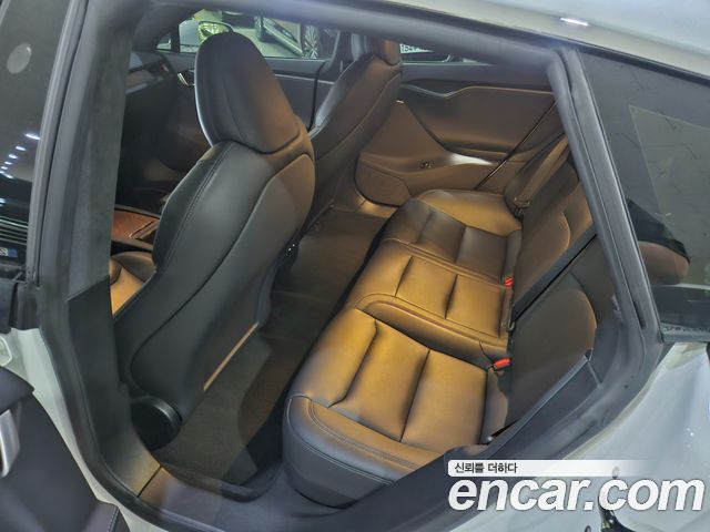 Tesla Model S 2020 — photo 5