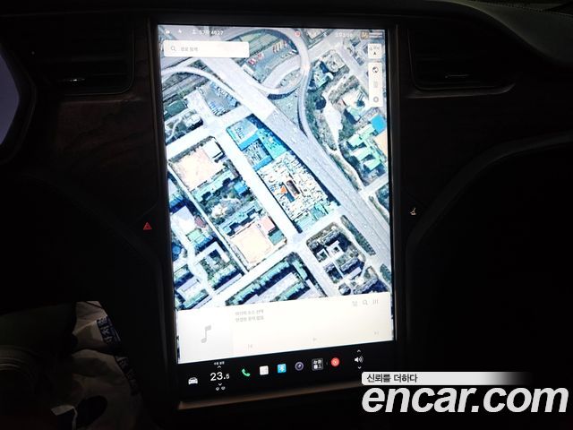Tesla Model S 2020 — photo 11
