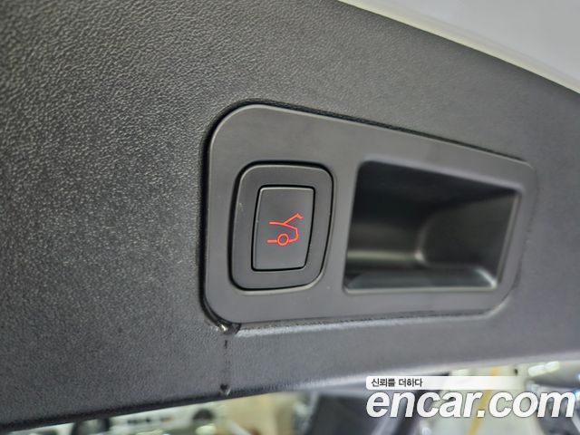 Tesla Model S 2020 — photo 16