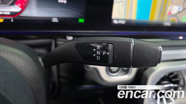 Mercedes-Benz G-Class 2021 — photo 31