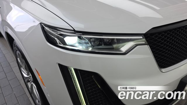 Cadillac XT6 2020 — photo 8