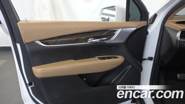 Cadillac XT6 2020 — photo 14