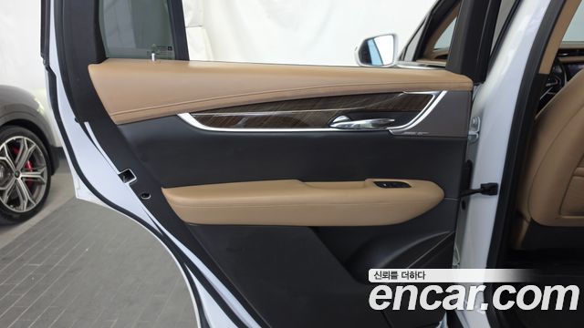 Cadillac XT6 2020 — photo 15