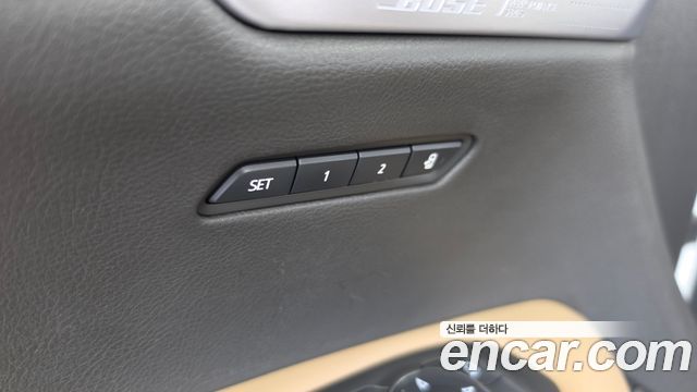 Cadillac XT6 2020 — photo 28