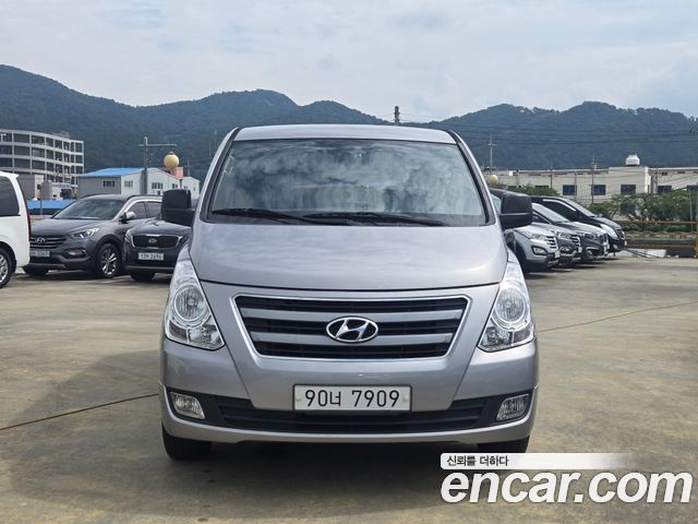 Hyundai Starex 2017 — photo 3