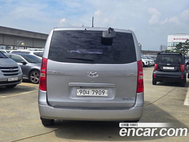 Hyundai Starex 2017 — photo 4