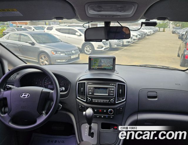 Hyundai Starex 2017 — photo 7