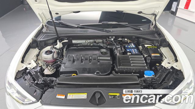 Audi Q3 2020 — photo 6