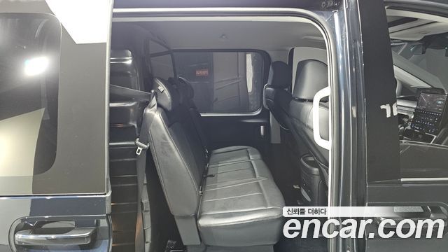 Hyundai Staria 2022 — photo 17