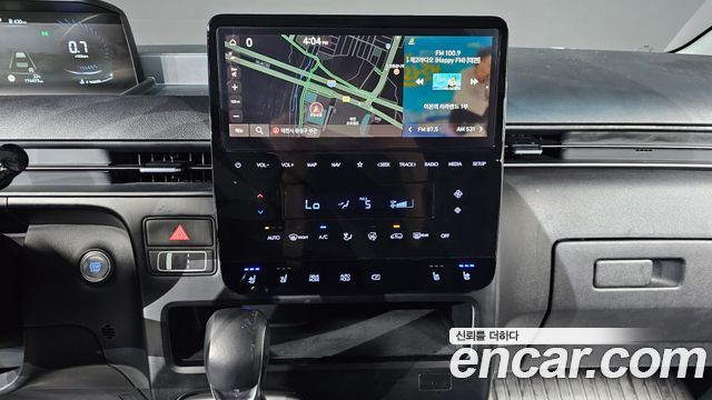 Hyundai Staria 2022 — photo 19
