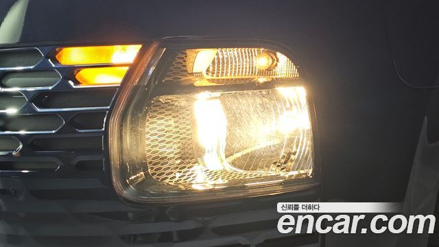 Hyundai Staria 2022 — photo 8