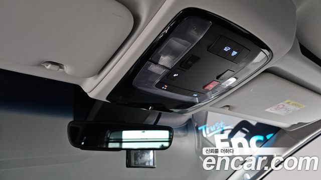 Hyundai Staria 2022 — photo 27