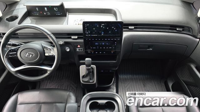 Hyundai Staria 2023 — photo 10