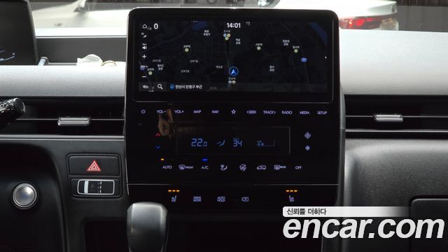 Hyundai Staria 2023 — photo 19