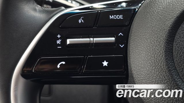 Hyundai Staria 2023 — photo 23