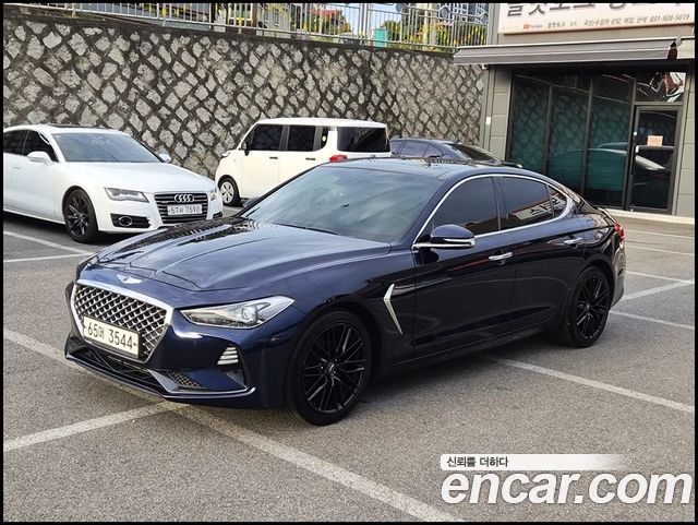 Genesis G70 2018 — photo 1