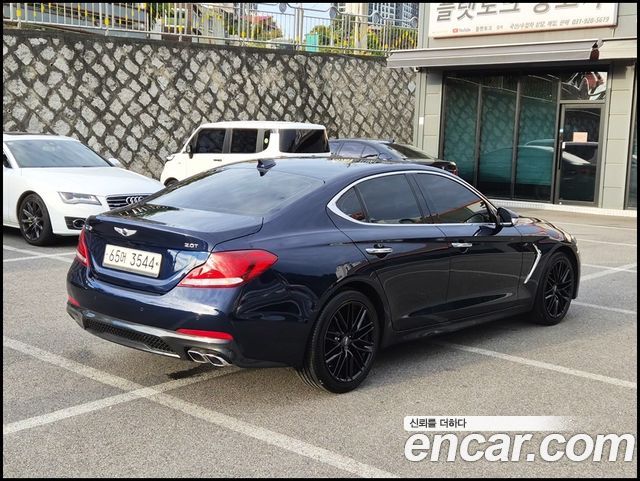 Genesis G70 2018 — photo 2