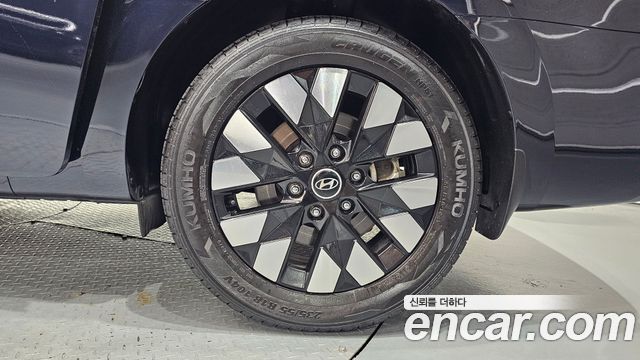 Hyundai Staria 2025 — photo 7