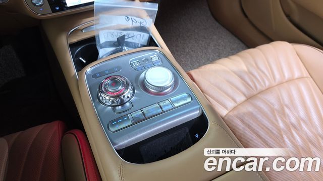 Genesis G90 2022 — photo 12
