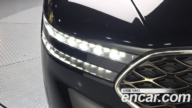 Genesis G90 2022 — photo 8