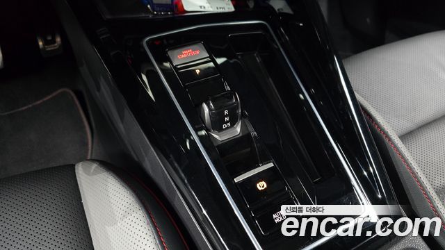 Volkswagen Golf 2023 — photo 12
