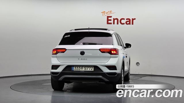 Volkswagen T-Roc 2021 — photo 4