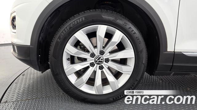 Volkswagen T-Roc 2021 — photo 5