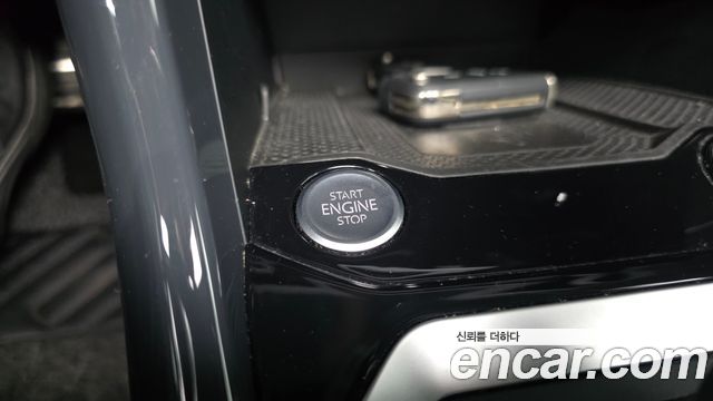 Volkswagen T-Roc 2021 — photo 40